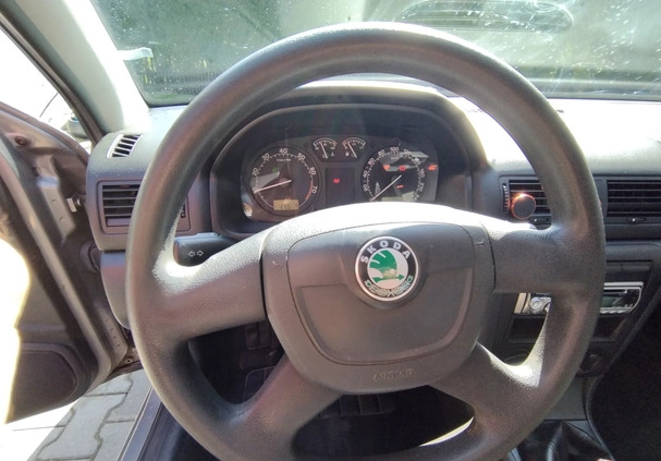 Skoda Octavia cena 23300 przebieg: 167480, rok produkcji 2010 z Wisła małe 232